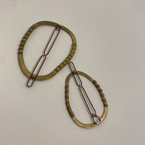 brass organic shape hair clips - Picture 2 of 2